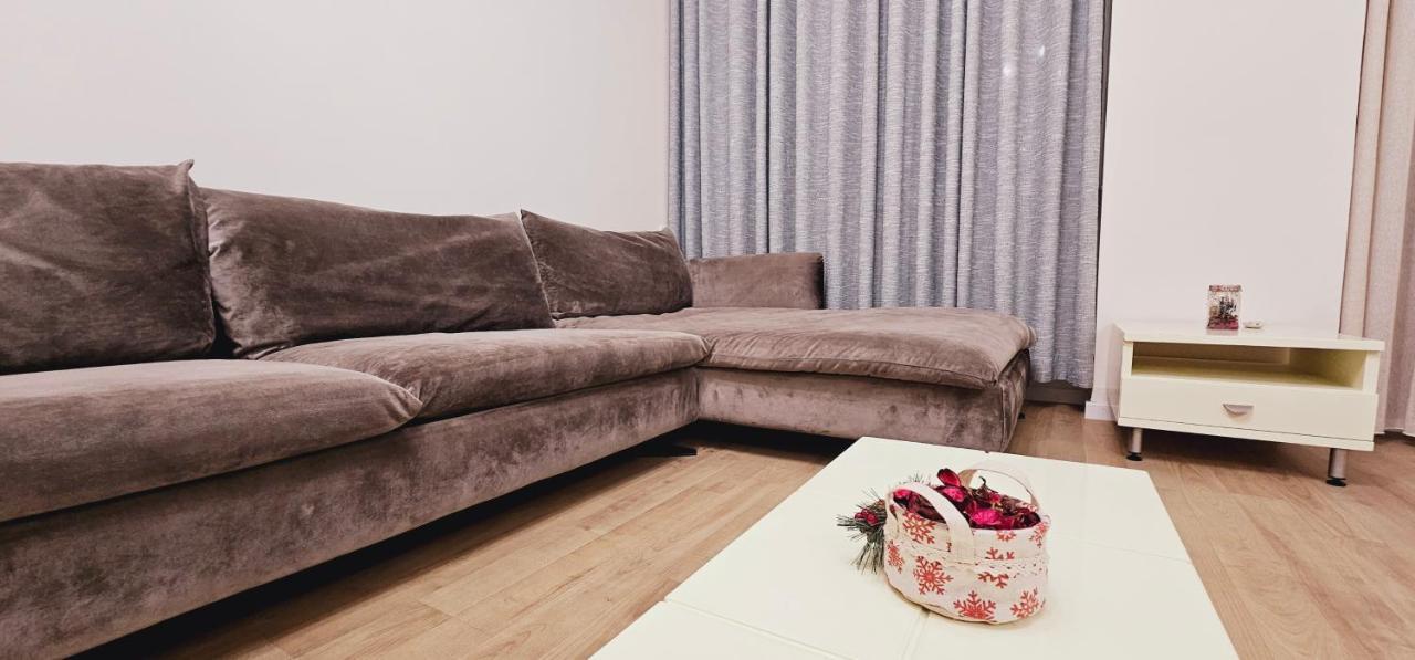 Discover Tirana From Our 3-Room Apartment With Free Parking-Komuna E Parisit Dış mekan fotoğraf