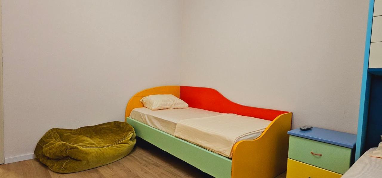 Discover Tirana From Our 3-Room Apartment With Free Parking-Komuna E Parisit Dış mekan fotoğraf